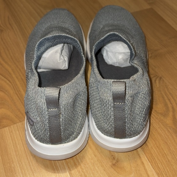 SKECHERS Performance Go Walk Evolution Ultra in gray, sz 8 - Picture 6 of 9